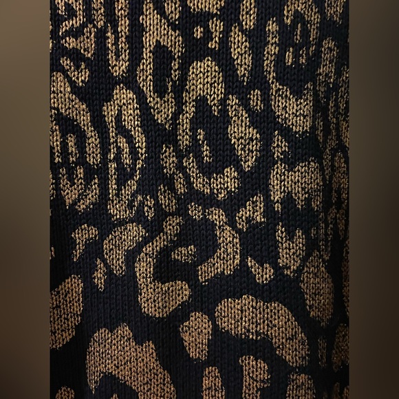 CHICO’s boat neck sweater size 1 like new - Picture 3 of 9